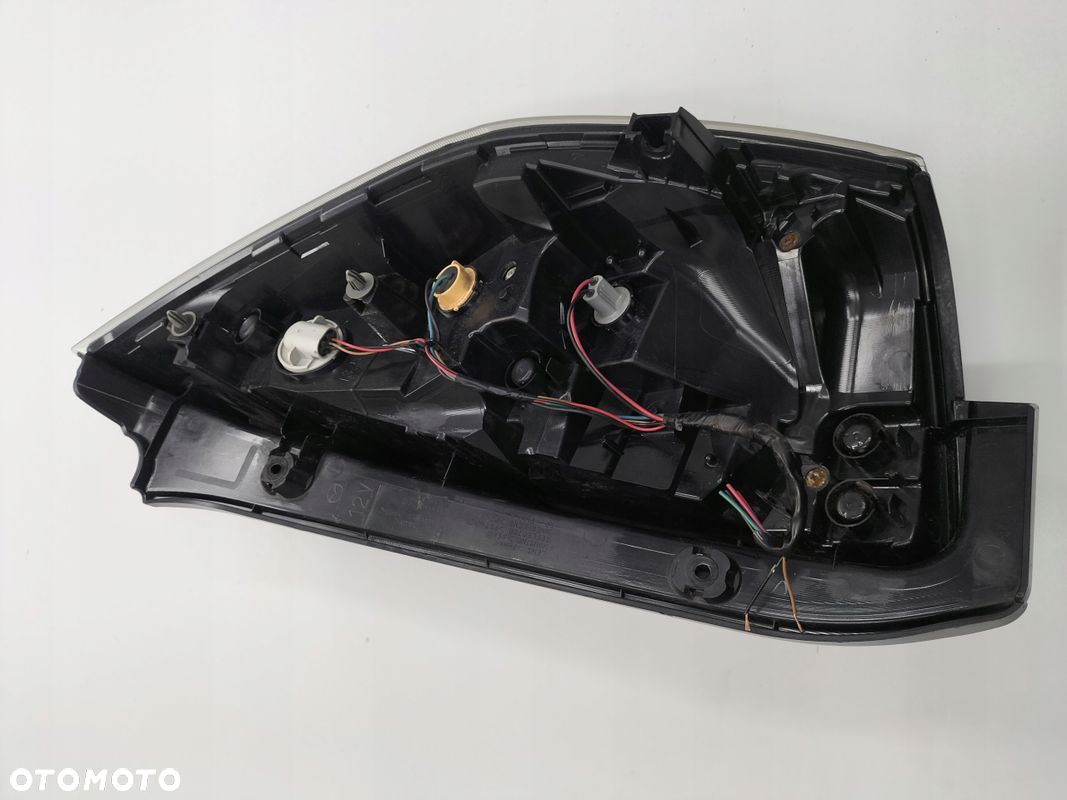 LAMPA LEWY TYŁ LEWA TYLNA LED LIFT MAZDA 5 - 8