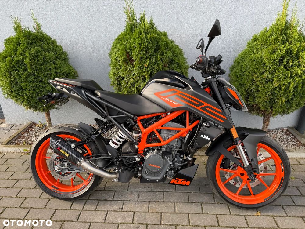 KTM Duke