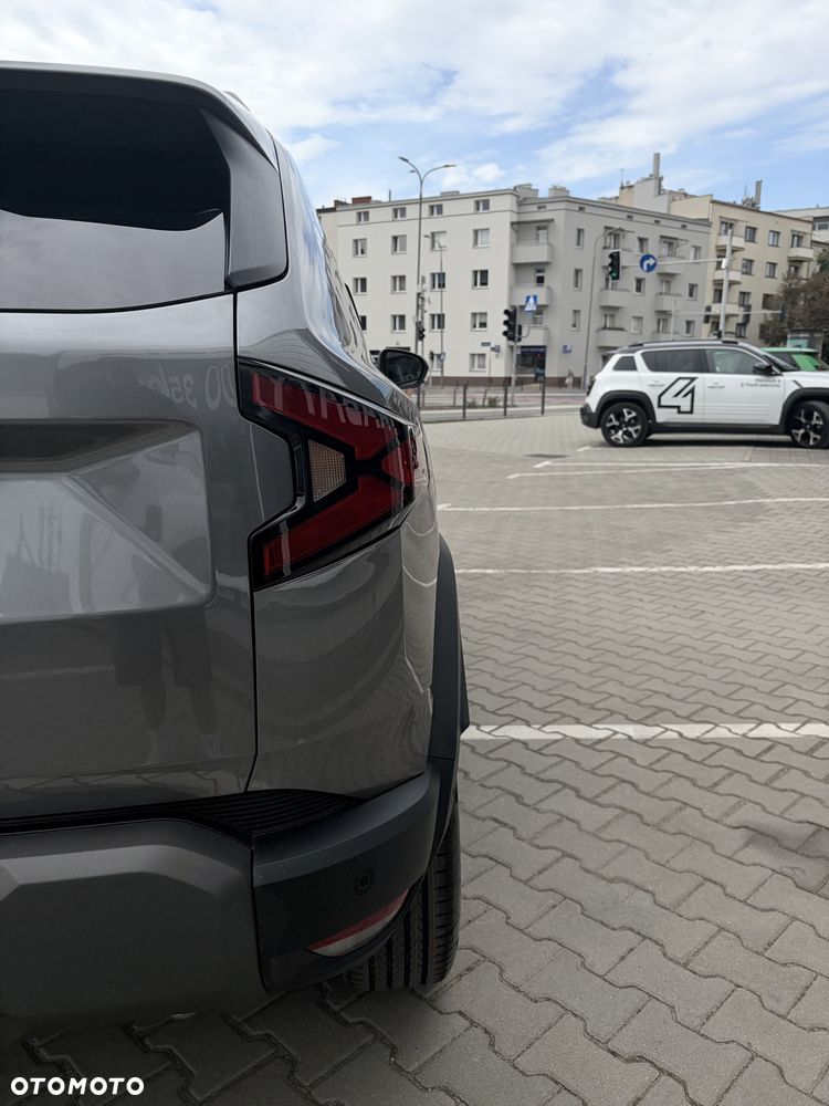 Dacia Duster 1.8 Hybrid 155 Journey MMT - 10