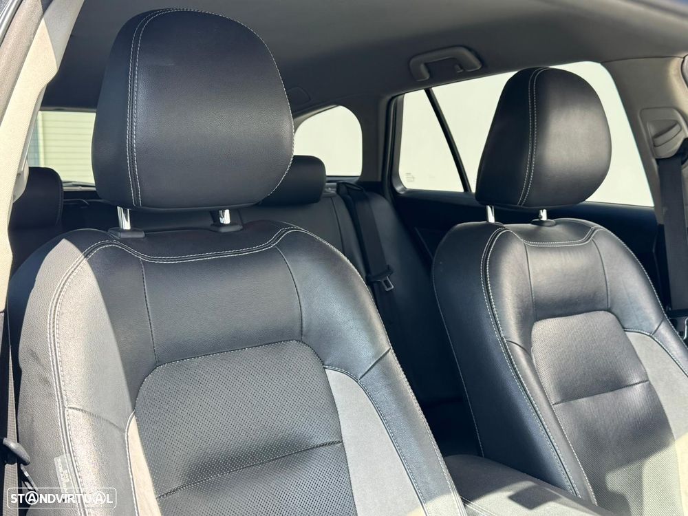 Toyota Avensis SW 2.0 D-4D Luxury+Navi - 20