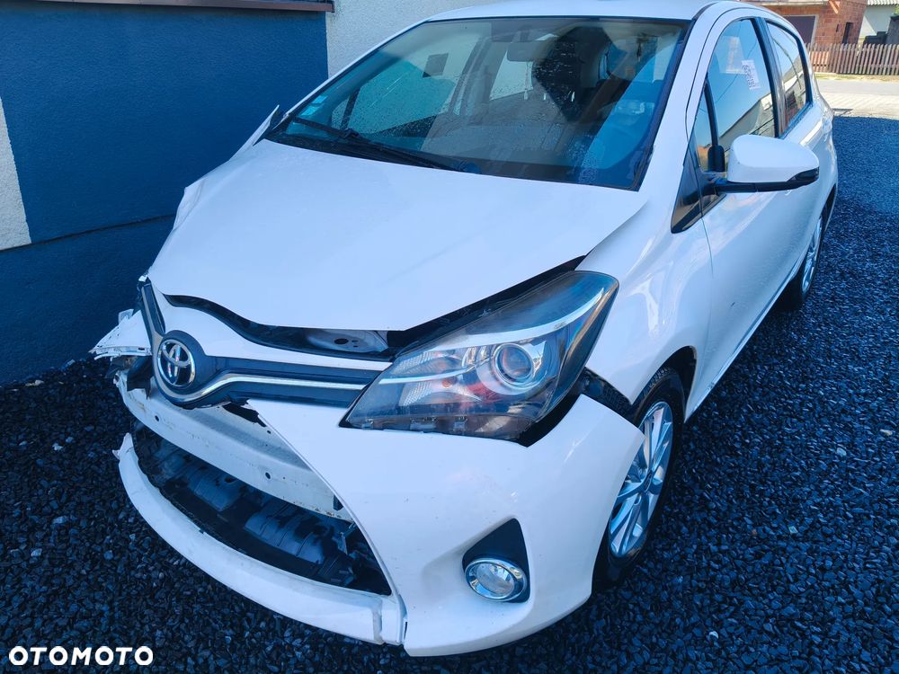 Toyota Yaris - 1