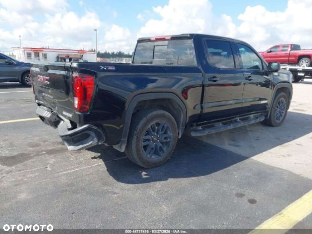GMC Sierra - 5