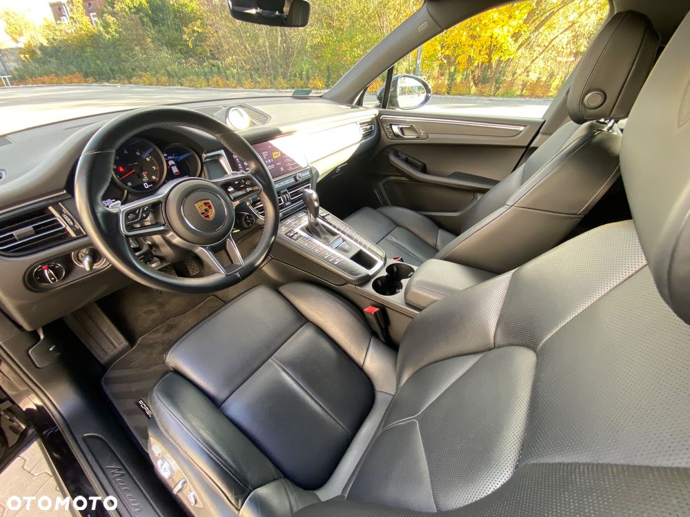 Porsche Macan - 11