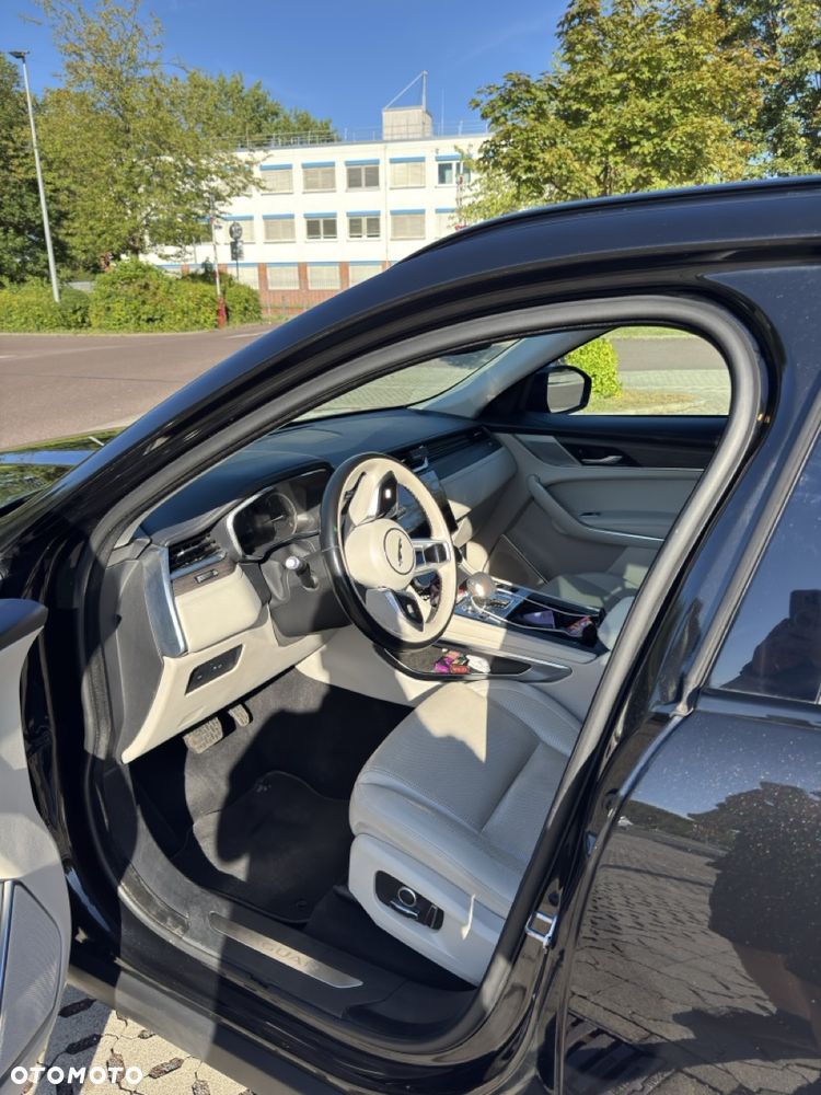 Jaguar F-Pace 2.0 D165 mHEV AWD R-Dynamic Black - 4