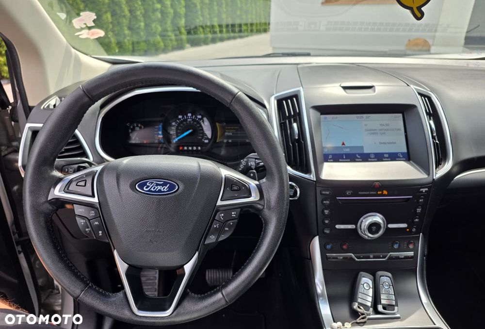 Ford Edge - 10
