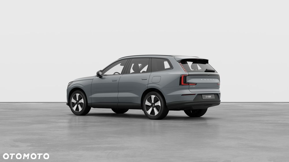 Volvo EX90 - 3