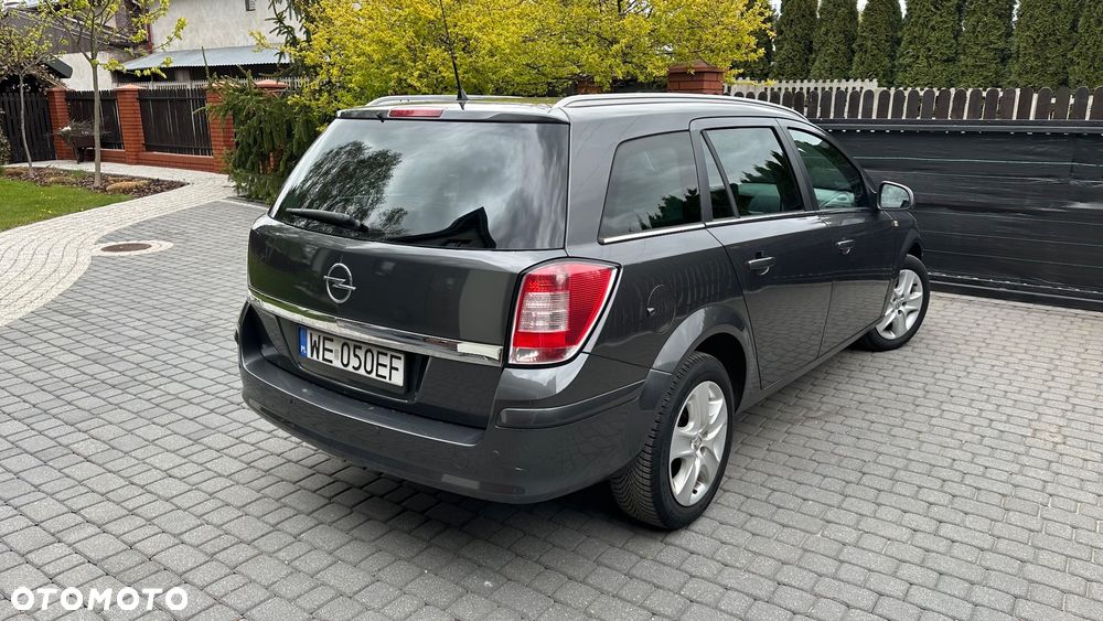 Opel Astra - 8