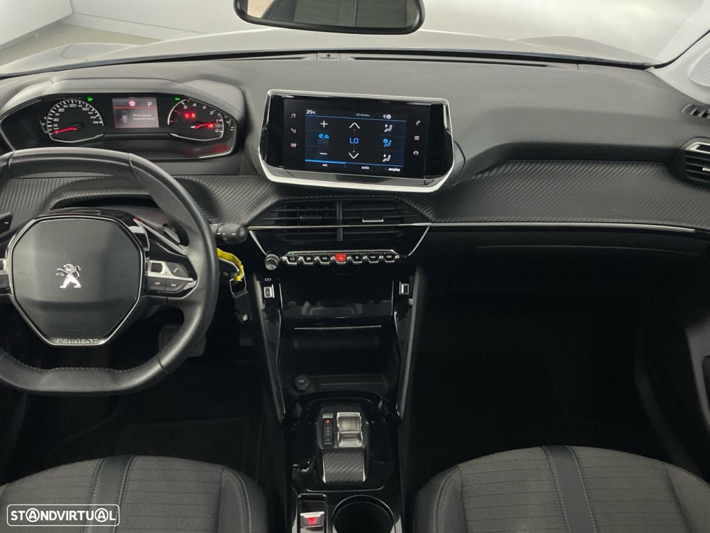 Peugeot 208 1.2 PureTech Allure EAT8 - 10
