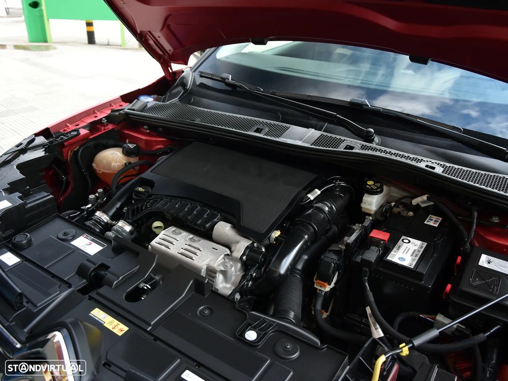 Citroën C4 PureTech 130 Stop&Start EAT8 PLUS - 25