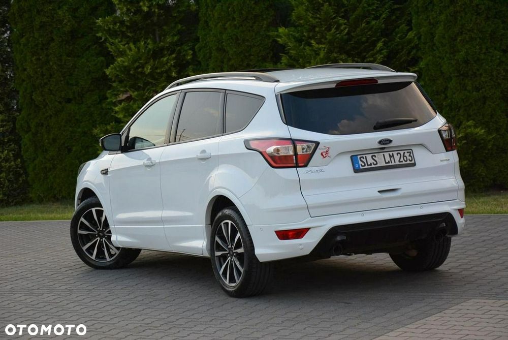 Ford Kuga 1.5 EcoBoost 2x4 ST-Line - 5