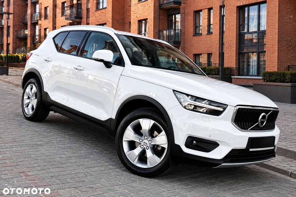 Volvo XC 40 T3 Momentum Pro - 9