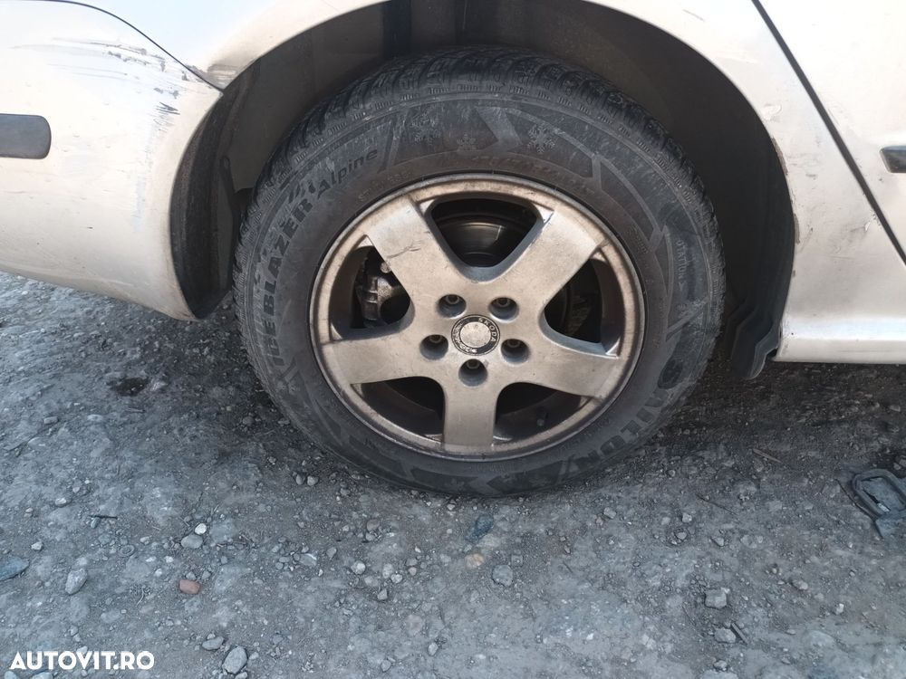 Dezmembrari  Skoda FABIA 1  1999  > 2008 1.4 16V Benzina - 5