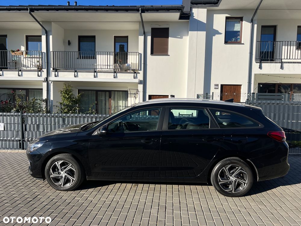 Hyundai i30 1.6 D GO Plus DCT - 31