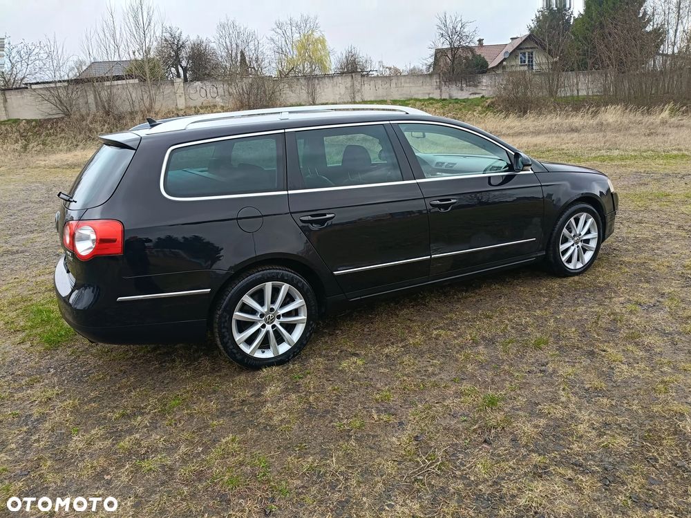 Volkswagen Passat 3.2 V6 FSI 4Motion DSG Highline - 4