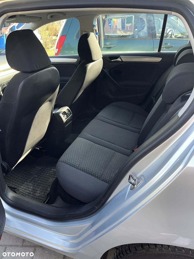 Volkswagen Golf 1.6 Comfortline - 21