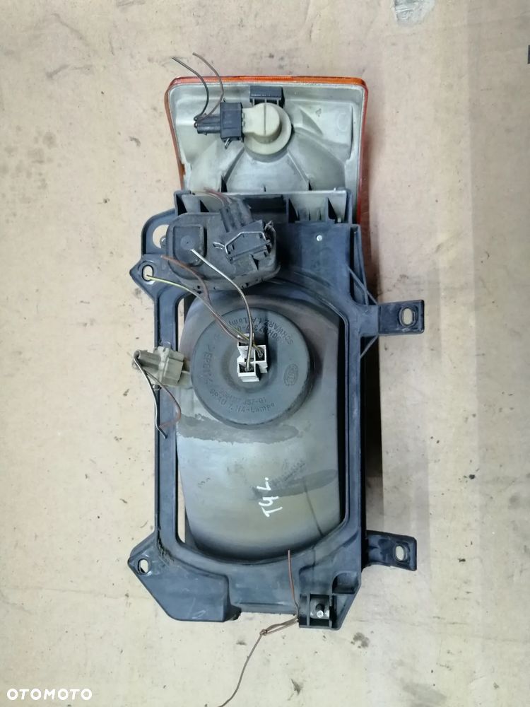 Volkswagen Transporter T4 komplet lamp przednich z kierunkami za 199zł - 7