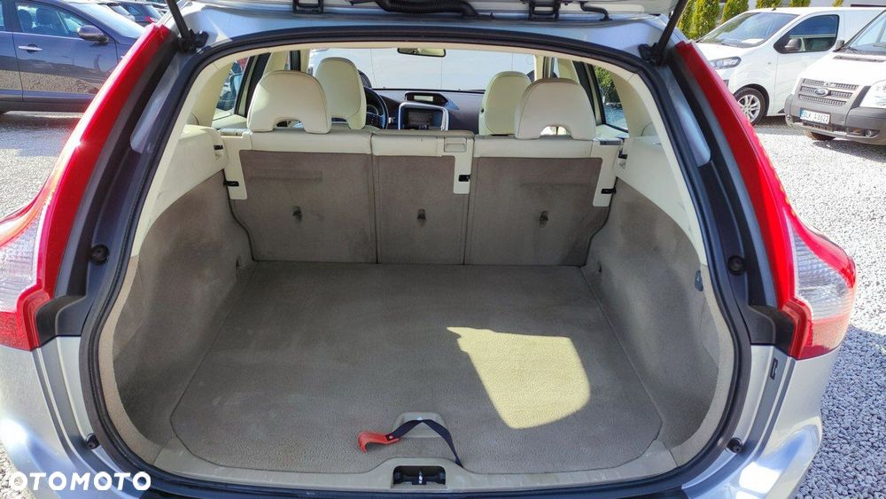 Volvo XC 60 - 24