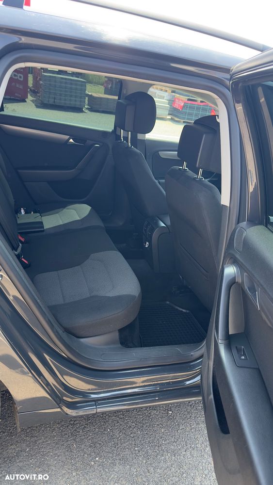 Volkswagen Passat 2.0 TDI Blue TDI Comfortline - 9