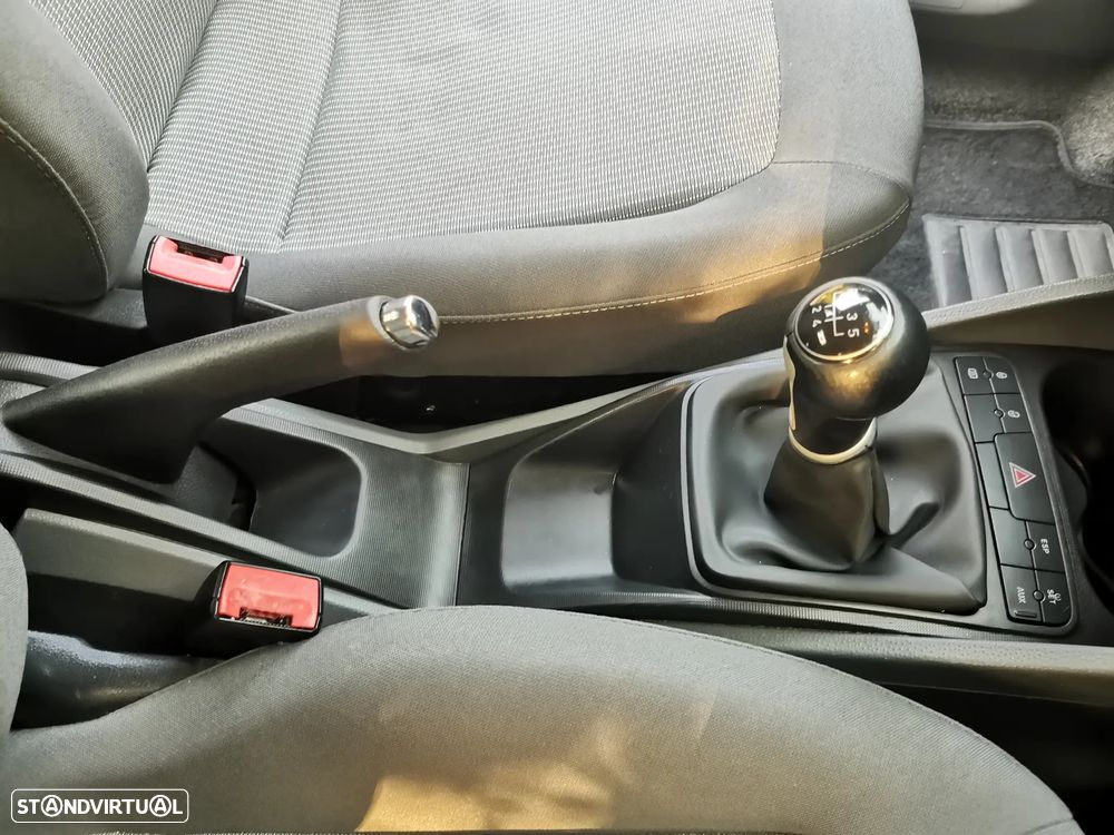 SEAT Ibiza 1.2 TDi Style DPF - 28