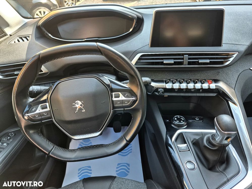 Peugeot 3008 1.5 BlueHDI 130 S&S BVM6 Allure Pack - 22