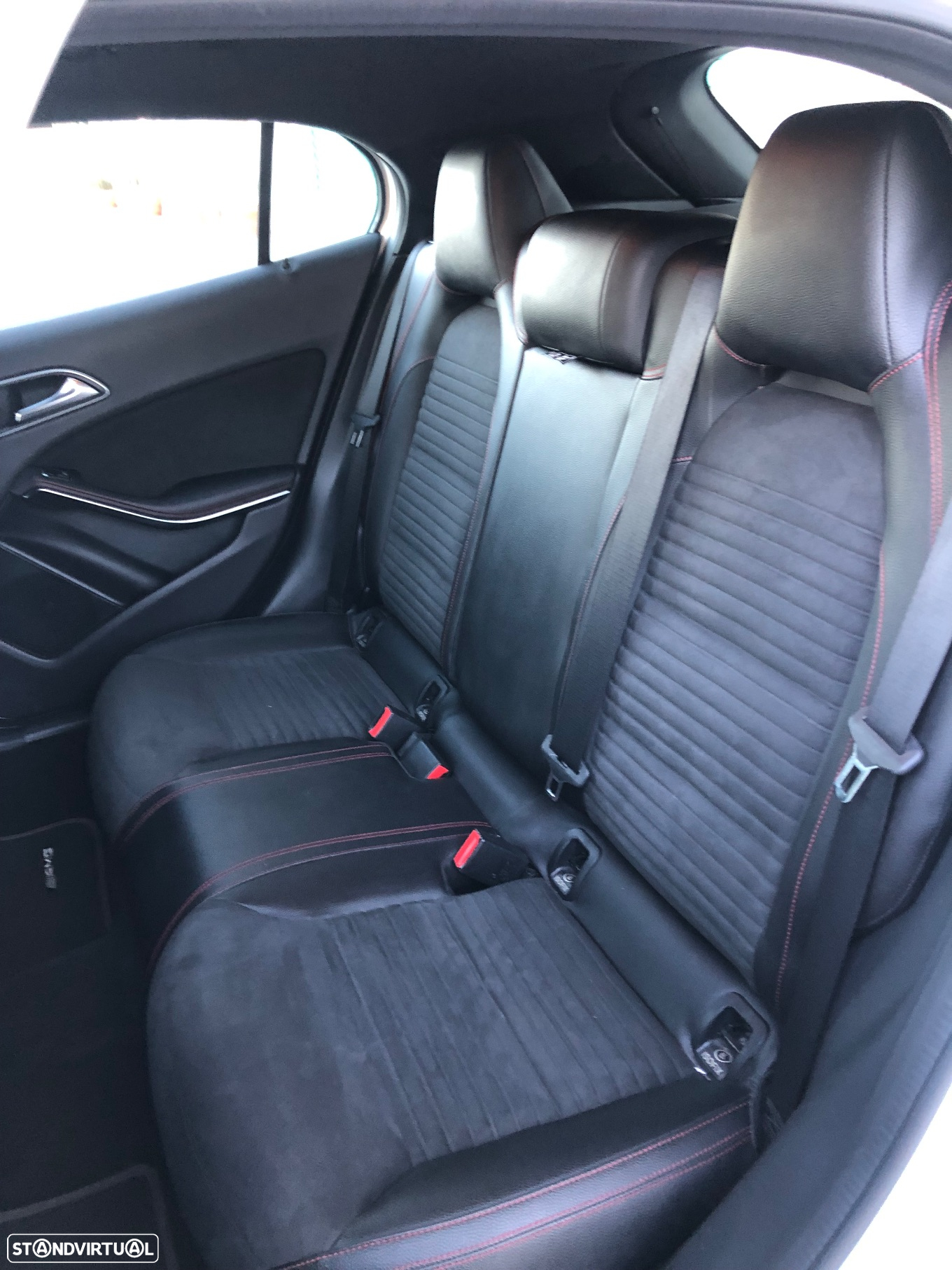 Mercedes-Benz GLA 200 CDi AMG Line Aut. - 27