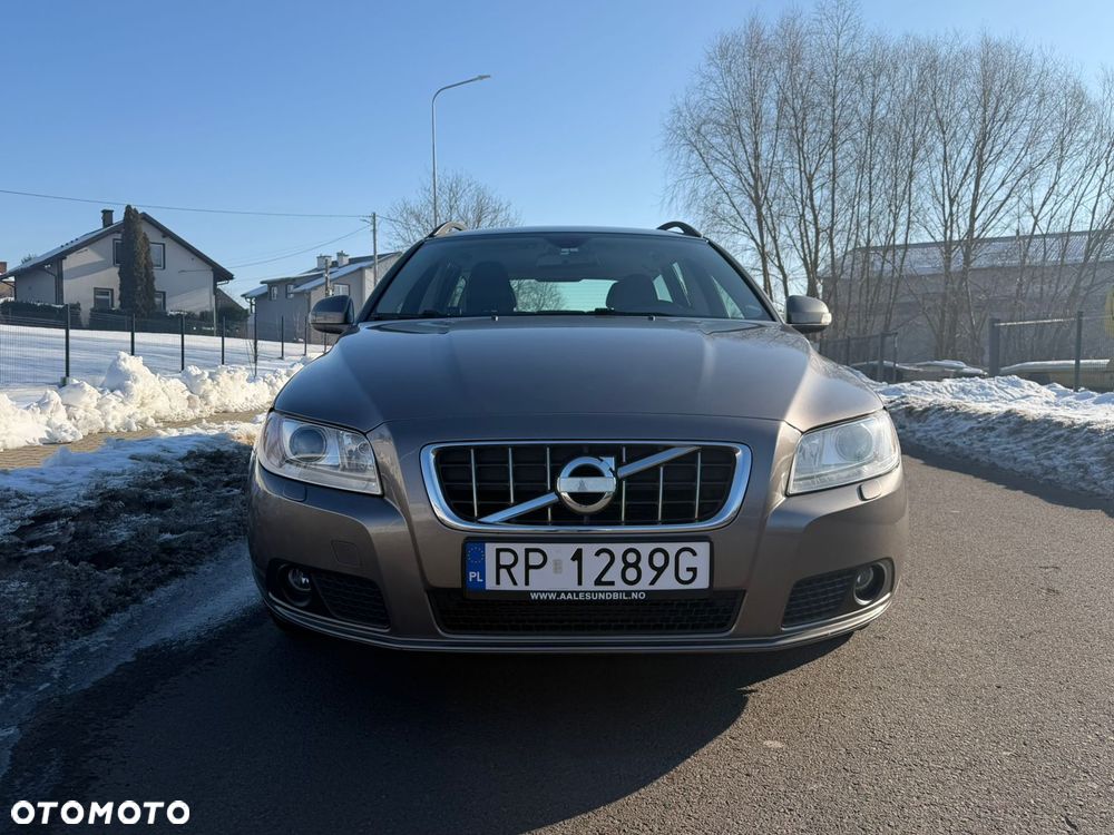 Volvo V70 - 9