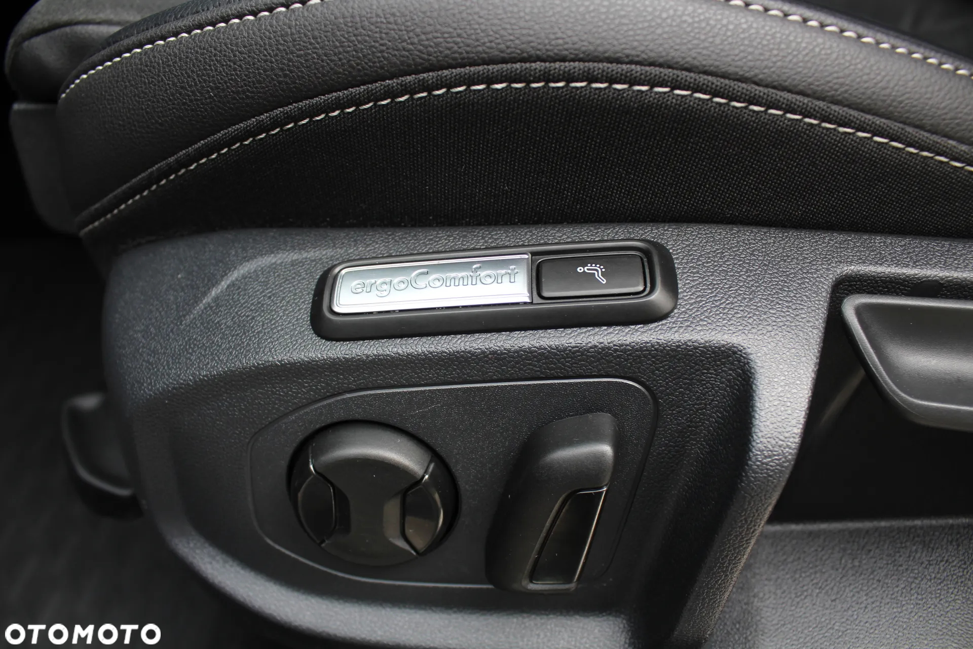 Volkswagen Arteon 2.0 TDI Elegance DSG - 24