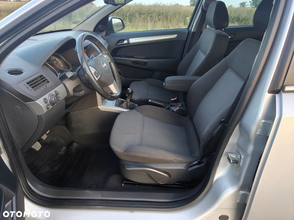 Opel Astra - 12