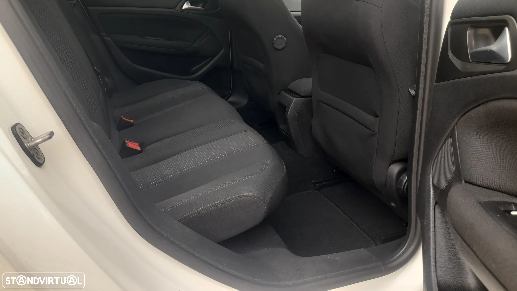 Peugeot 308 SW BlueHDi 120 Stop & Start Style - 40