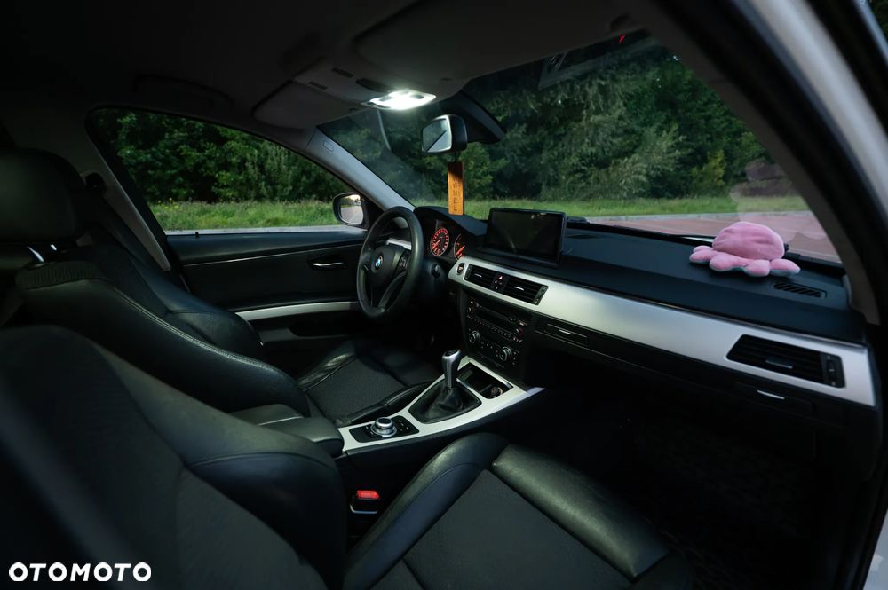 BMW Seria 3 320d Eff.Dynamics - 17