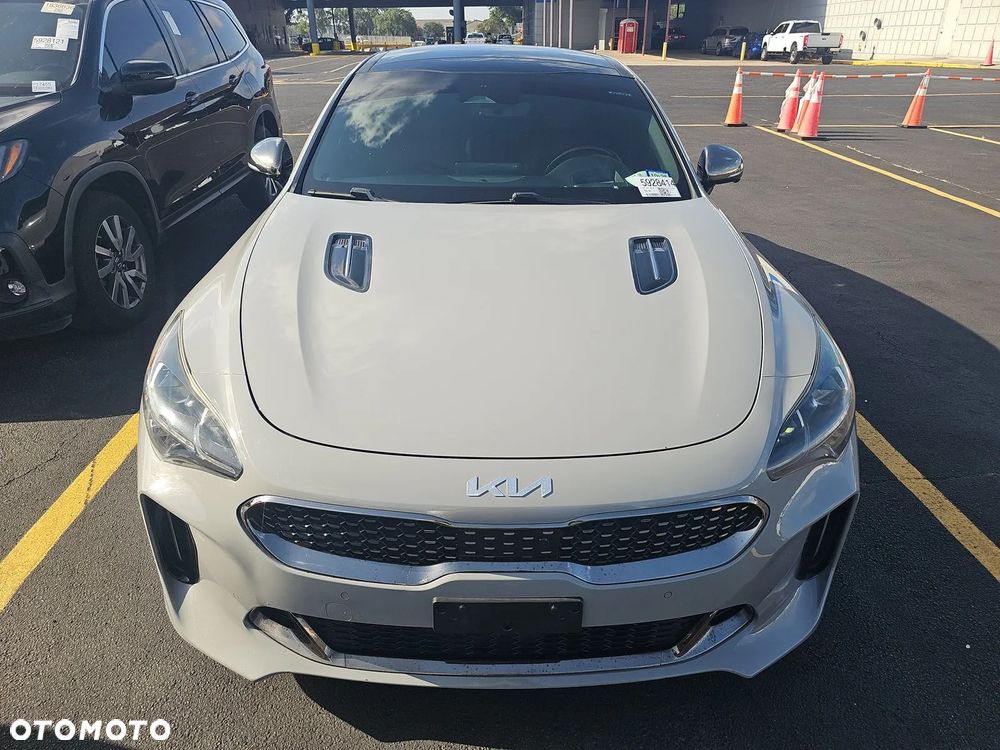 Kia Stinger 3.3 T-GDI V6 GT AWD - 3
