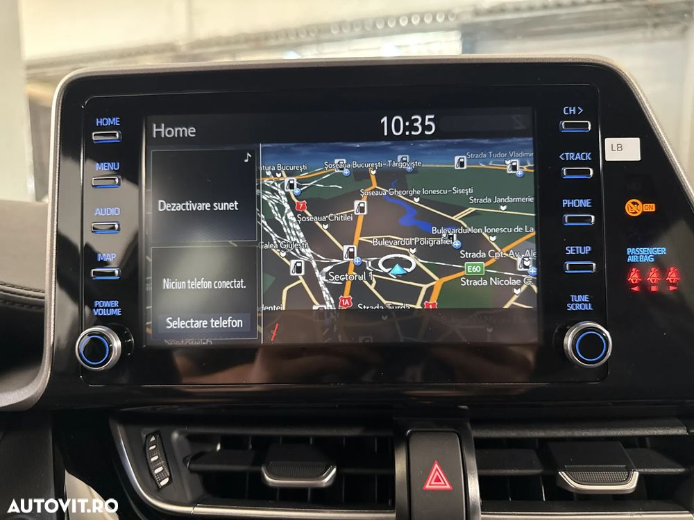 Toyota C-HR - 21