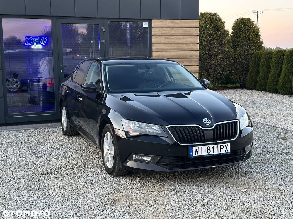 Skoda Superb 2.0 TDI Ambition DSG - 3