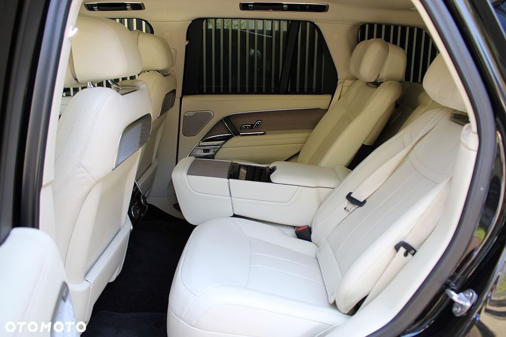 Land Rover Range Rover 4.4 V8 P530 mHEV LWB Autobiography - 9