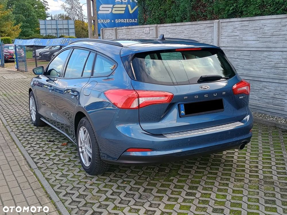 Ford Focus 1.0 EcoBoost Hybrid ACTIVE DESIGN - 2