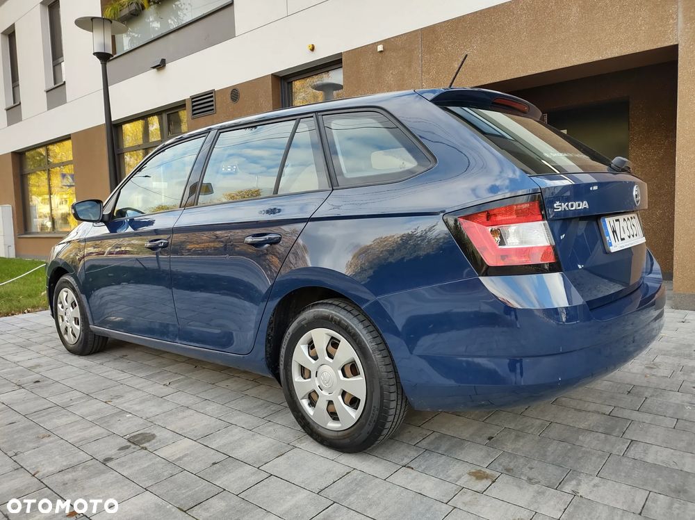 Skoda Fabia 1.2 TSI Active - 4