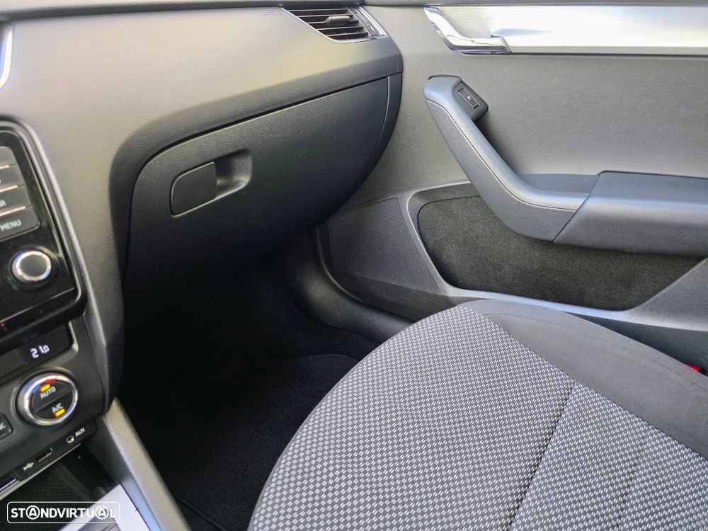Skoda Octavia Break 1.6 TDi Style - 38