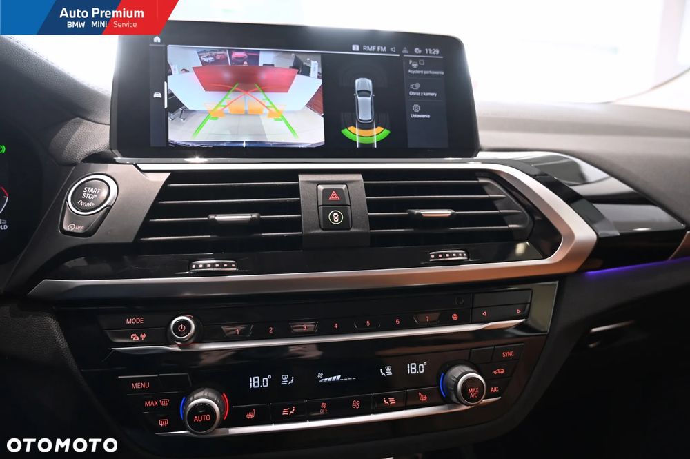 BMW X3 xDrive20i - 11