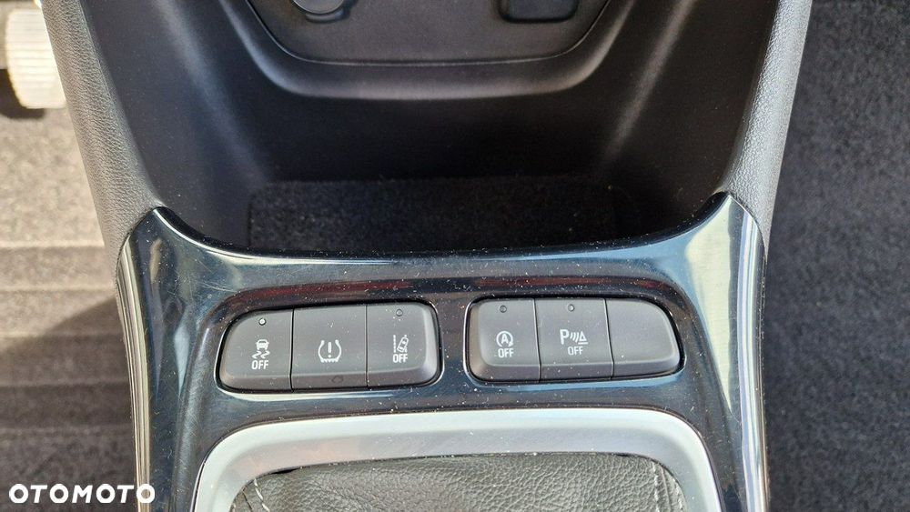 Opel Crossland X - 38