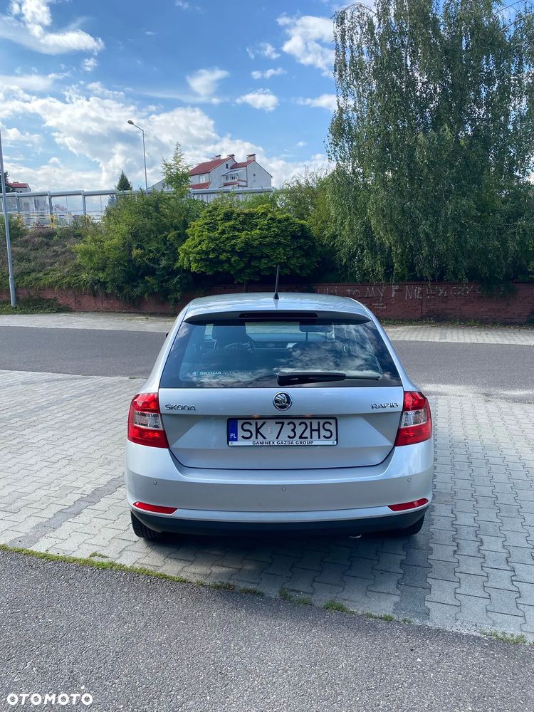 Skoda RAPID 1.2 TSI Active - 6