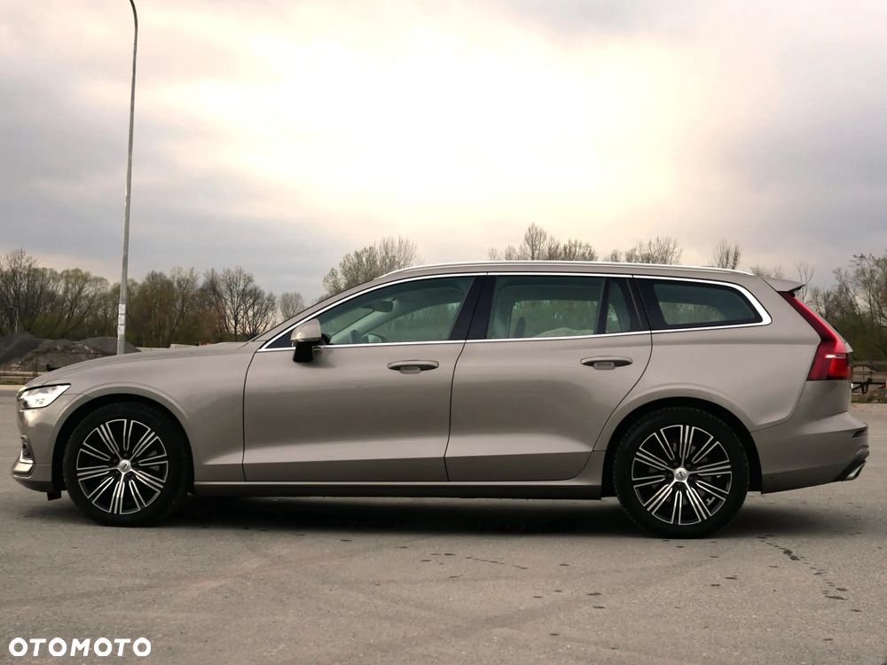 Volvo V60 B5 B AWD Inscription - 3