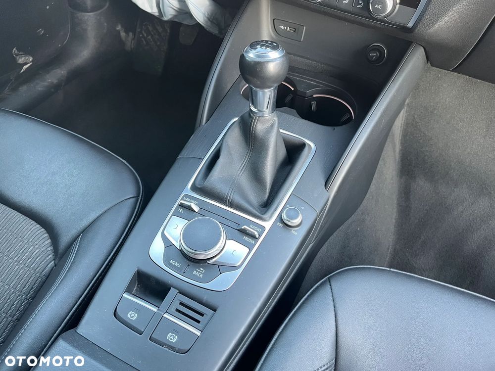 Audi A3 Sportback 1.6 TDI sport - 13