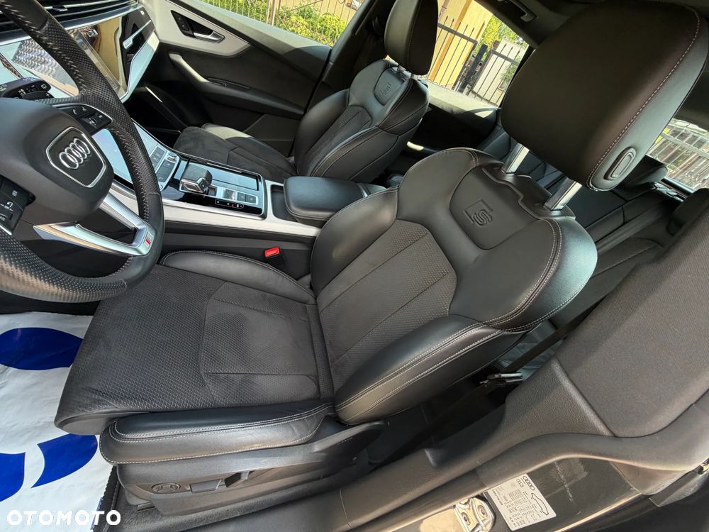 Audi Q8 55 TFSI mHEV Quattro Tiptronic - 10