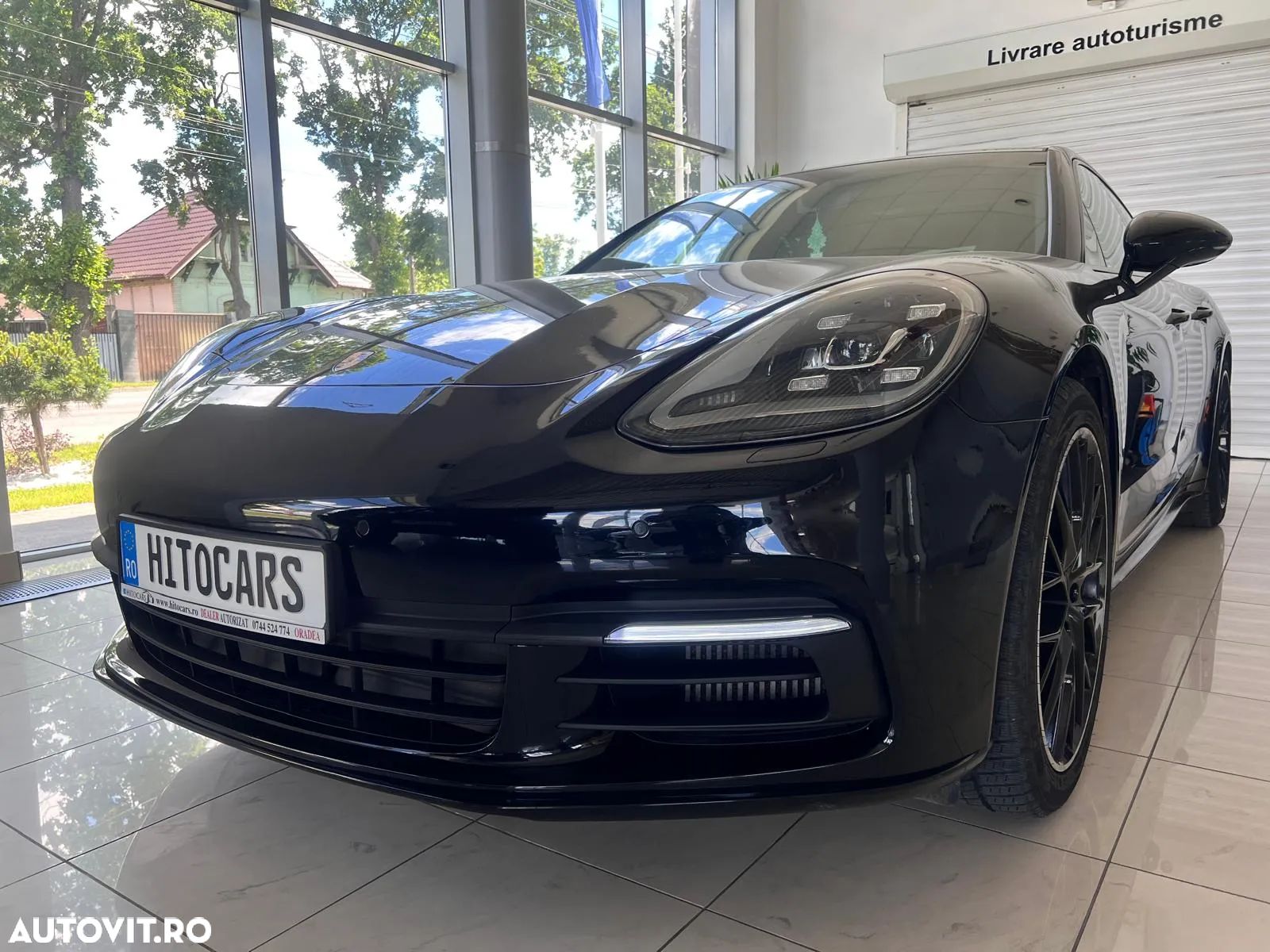 Porsche Panamera - 1
