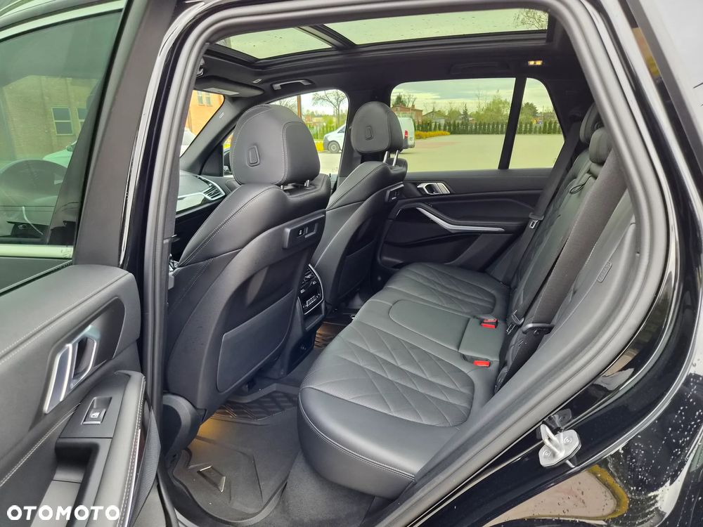 BMW X5 xDrive45e - 10