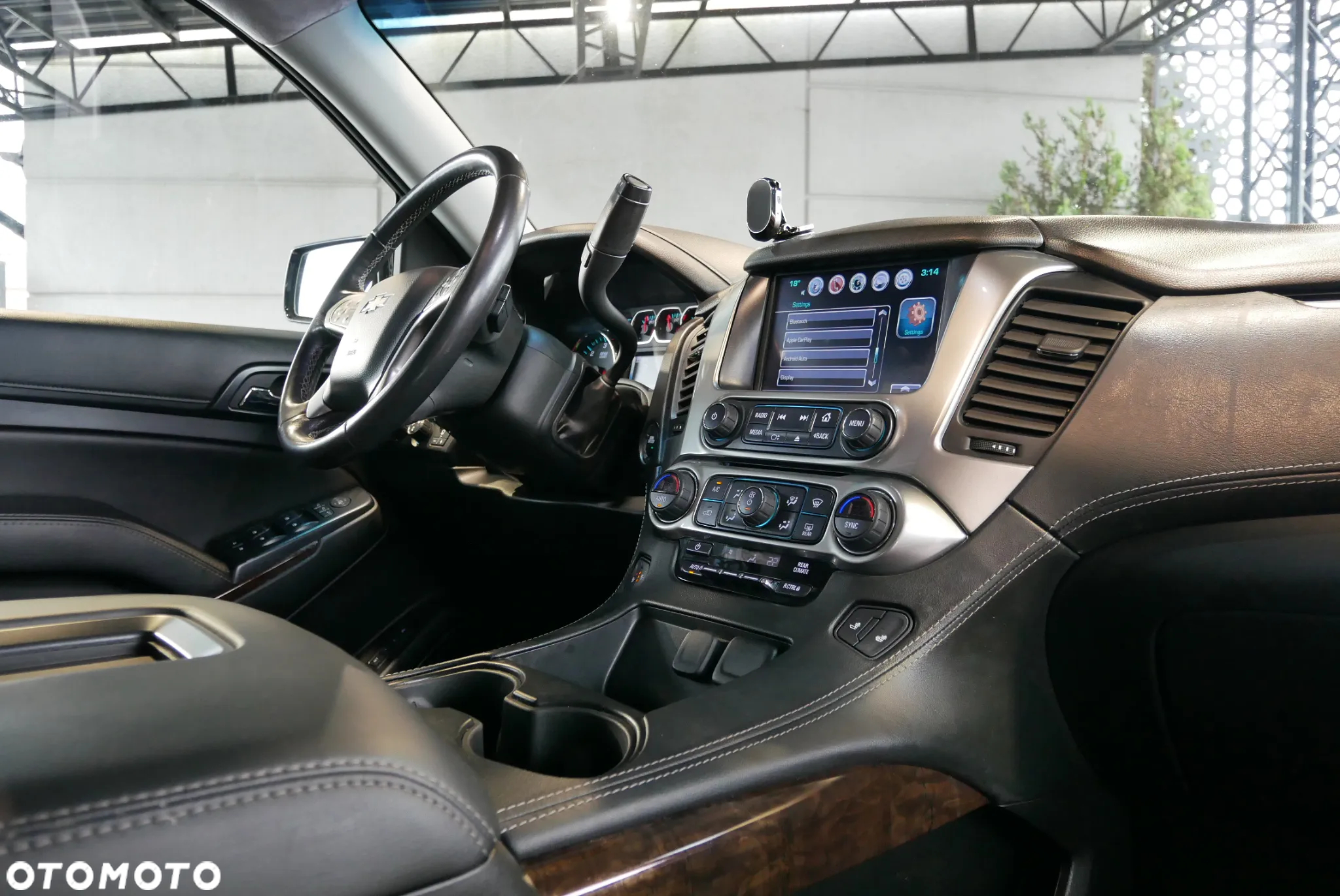 Chevrolet Tahoe - 30