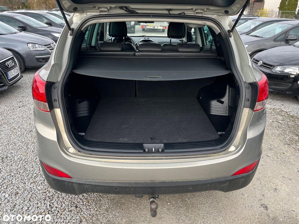 Hyundai ix35 2.0 CRDi Premium 2WD - 18