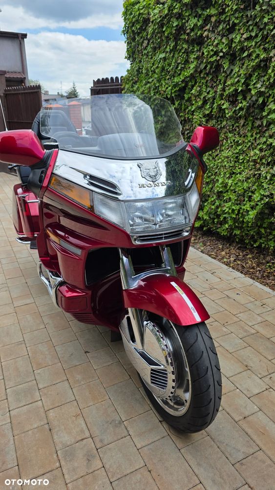 Honda GL - 5