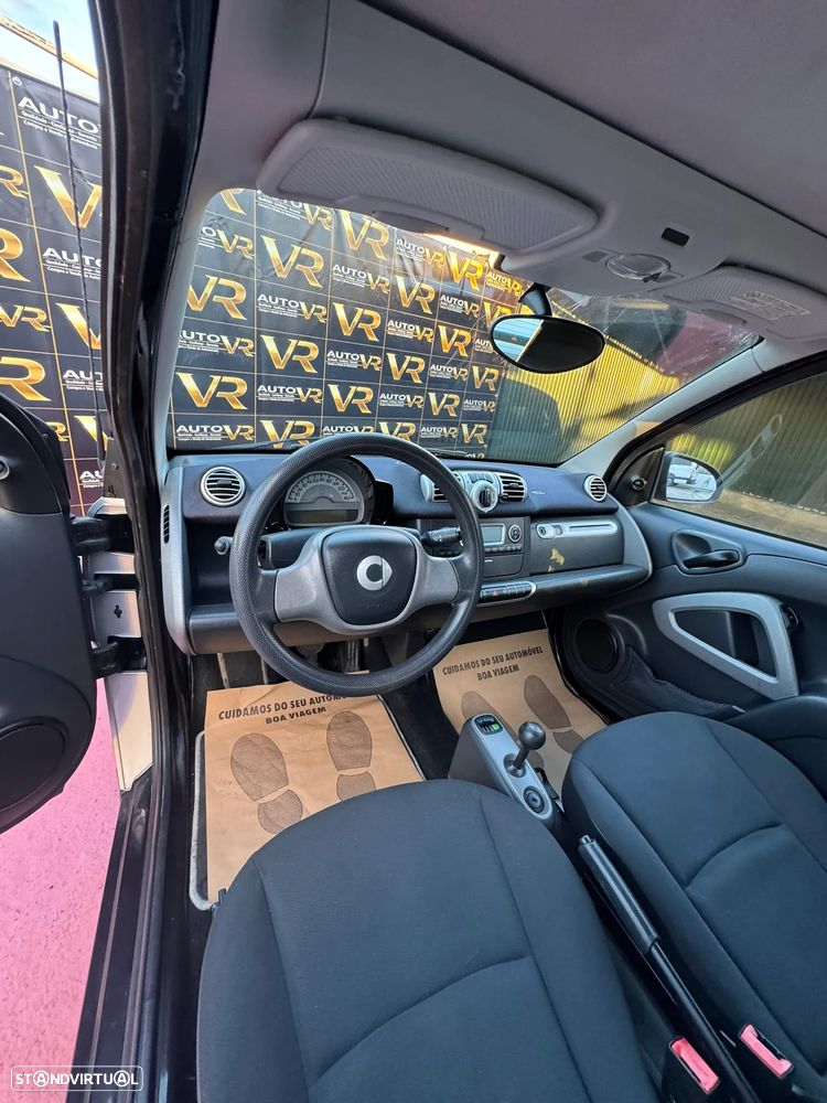 Smart ForTwo Coupé 1.0 mhd Pure 61 Softouch - 8