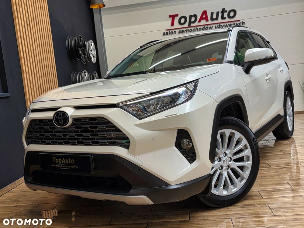 Toyota RAV4 - 1